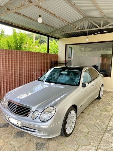 Mercedes E 240 2004, 245,800 km - 2.6 l - Masallı