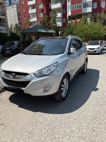 Hyundai Tucson 2009, 216,000 km - 2.0 л - Bakı