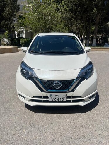 Nissan Note-1