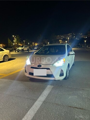 Toyota Prius C 2012, 249,448 km - 1.5 l - Bakı