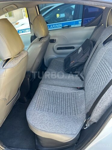 Toyota Prius C 2012, 249,448 km - 1.5 l - Bakı