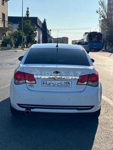 Chevrolet Cruze-5
