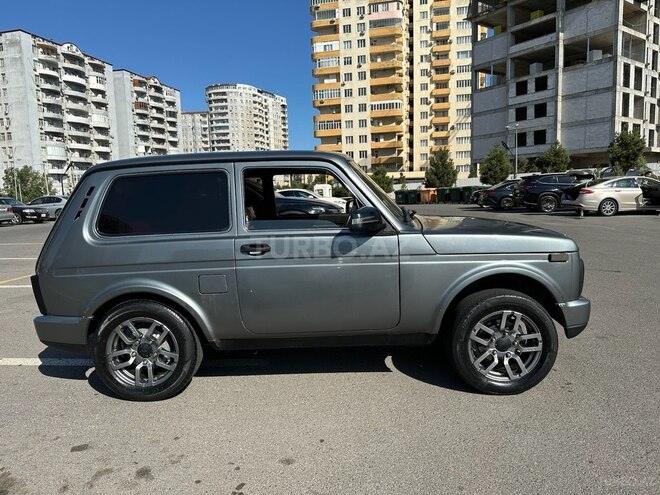 LADA (VAZ) Niva-7
