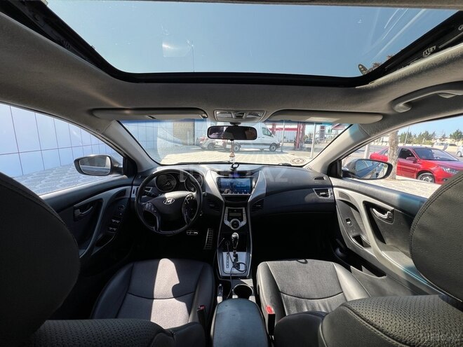 Hyundai Elantra 2011, 242,000 km - 1.8 l - Bakı