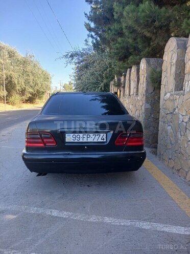 Mercedes E 240 1998, 428,000 km - 2.4 l - Bakı