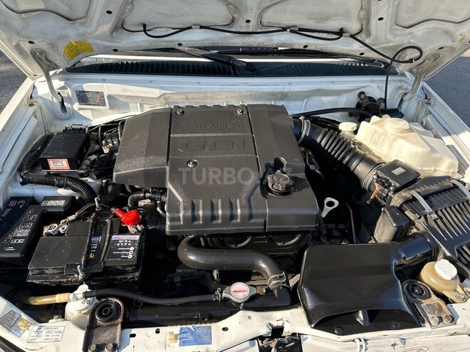 Mitsubishi Pajero io 2000, 276,000 km - 2.0 л - Bakı