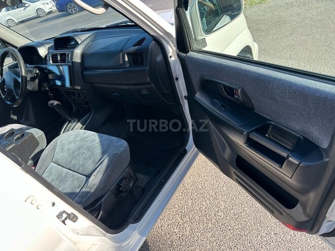Mitsubishi Pajero io 2000, 276,000 km - 2.0 л - Bakı