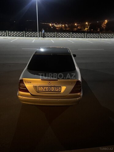 Mercedes E 220 d 2002, 370,000 km - 2.2 l - Naxçıvan