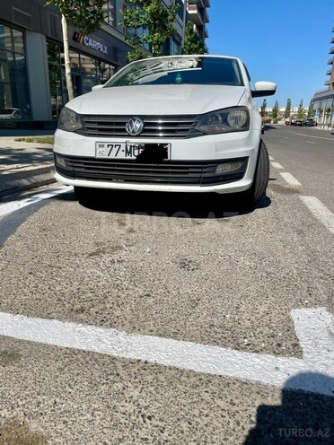 Volkswagen Polo 2018, 300,000 km - 1.5 л - Bakı