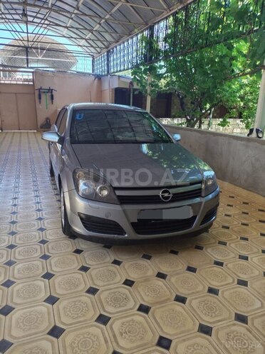 Opel Astra 2005, 290,360 km - 1.4 l - Gəncə
