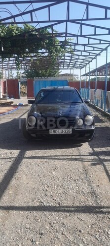 Mercedes E 240 1999, 350,000 km - 2.4 l - Biləsuvar