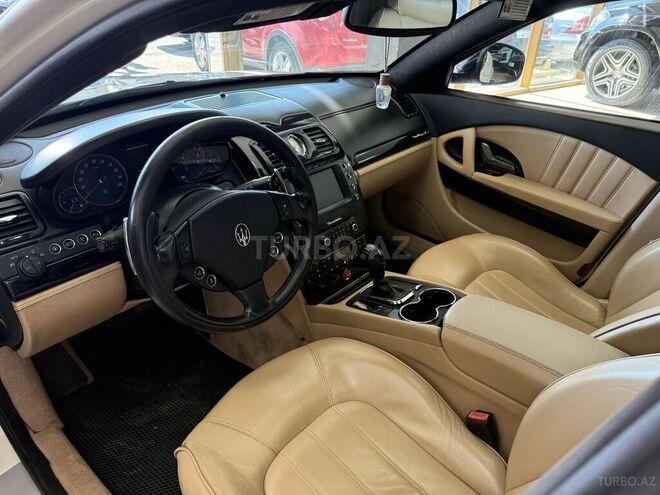 Maserati Quattroporte 2011, 91,000 km - 4.7 l - Bakı