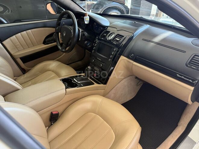 Maserati Quattroporte 2011, 91,000 km - 4.7 l - Bakı