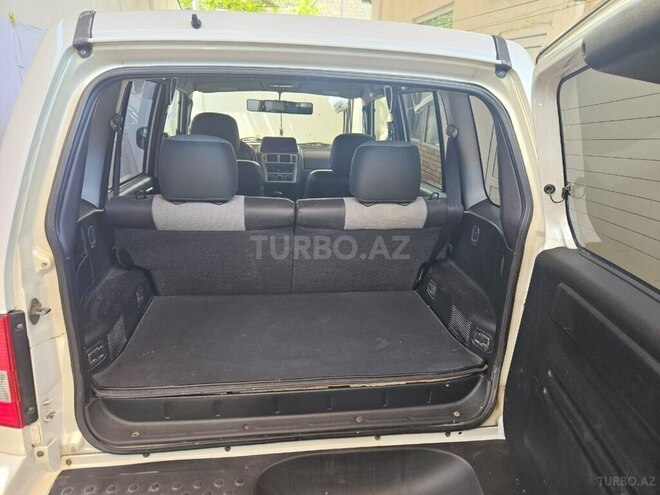 Mitsubishi Pajero io 2001, 215,000 km - 2.0 l - Bakı
