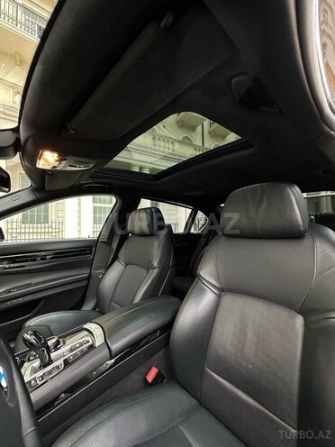 BMW 750 2015, 200,000 km - 4.4 l - Bakı