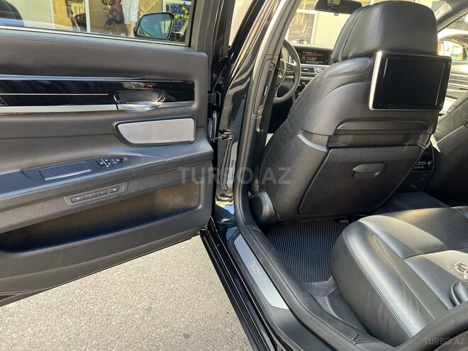 BMW 750 2015, 200,000 km - 4.4 l - Bakı