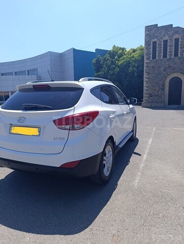 Hyundai ix35 2013, 193,000 km - 2.0 л - Qazax