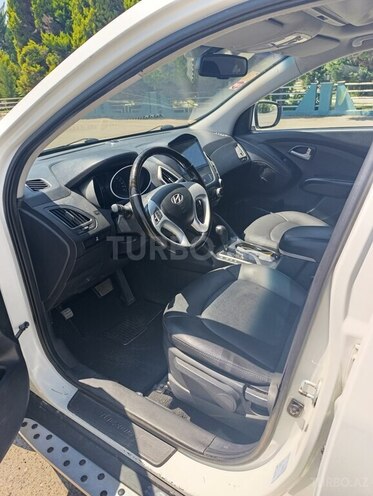 Hyundai ix35 2013, 193,000 km - 2.0 л - Qazax