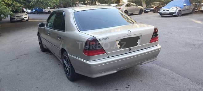 Mercedes C 230 2000, 246,884 km - 2.3 л - Bakı