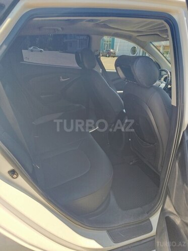 Hyundai ix35 2013, 193,000 km - 2.0 л - Qazax