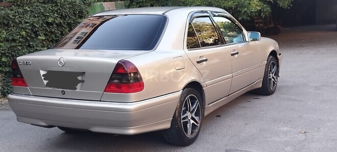 Mercedes C 230 2000, 246,884 km - 2.3 л - Bakı