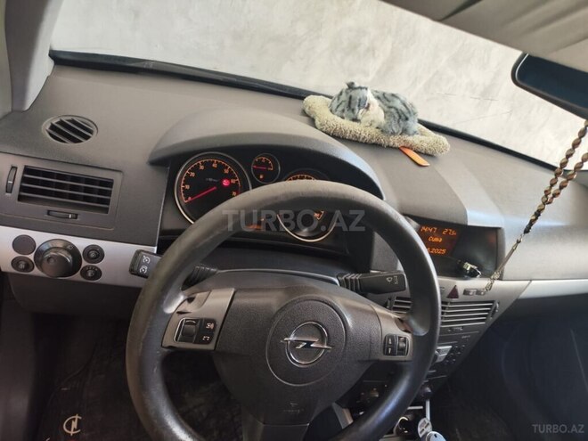 Opel Astra 2005, 290,360 km - 1.4 l - Gəncə