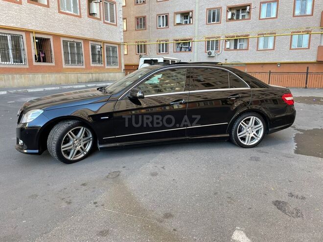 Mercedes E 250 2009, 155,000 km - 1.8 l - Sumqayıt