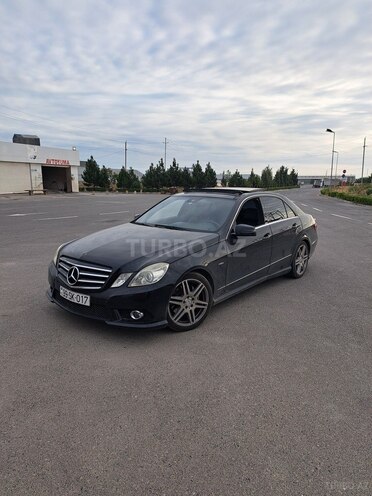 Mercedes E 250 2009, 155,000 km - 1.8 l - Sumqayıt