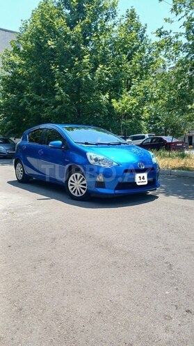 Toyota Aqua 2014, 129,000 km - 1.5 l - Bakı