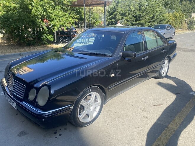 Mercedes E 240 1998, 393,000 km - 2.4 l - Bakı
