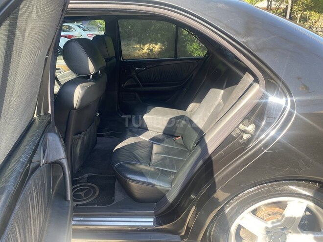Mercedes E 240 1998, 393,000 km - 2.4 l - Bakı