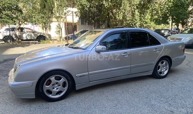 Mercedes E 280 2000, 458,000 km - 2.8 л - Bakı