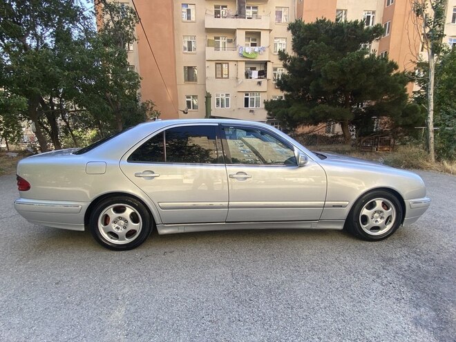 Mercedes E 280 2000, 458,000 km - 2.8 л - Bakı