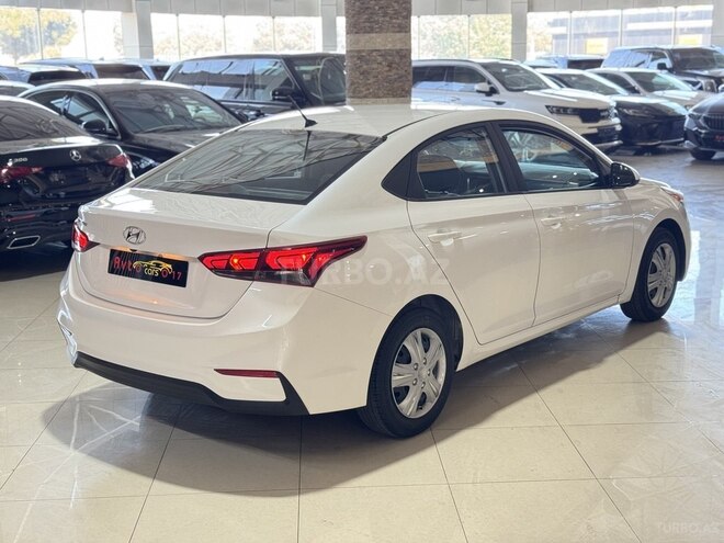 Hyundai Accent 2019, 96,000 km - 1.6 л - Bakı