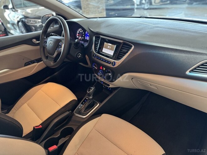 Hyundai Accent 2019, 96,000 km - 1.6 л - Bakı