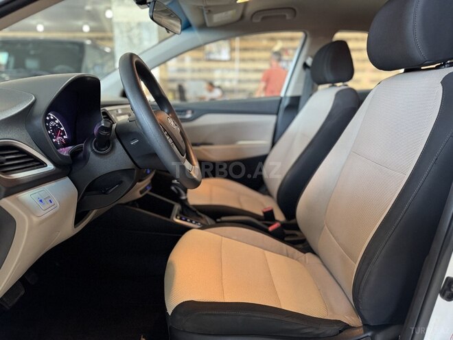 Hyundai Accent 2019, 96,000 km - 1.6 л - Bakı