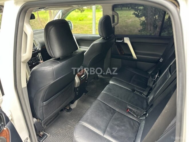 Toyota Land Cruiser Prado 2009, 199,000 km - 4.0 л - Bakı