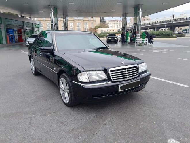 Mercedes C 200 1998, 298,560 km - 2.0 l - Bakı