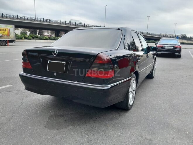 Mercedes C 200 1998, 298,560 km - 2.0 l - Bakı