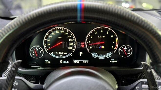 BMW X5 M-12