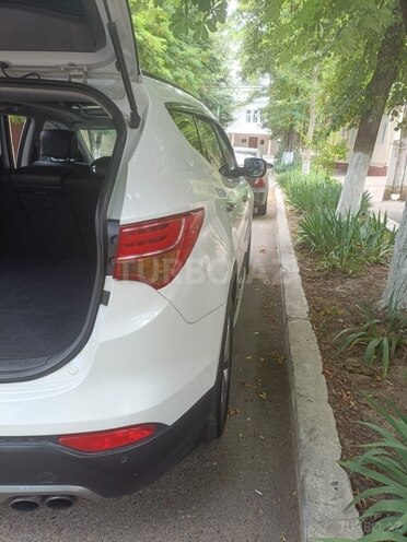Hyundai Santa Fe 2013, 260,000 km - 2.0 л - Quba