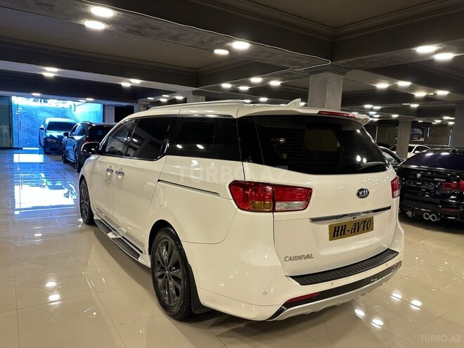 Kia Carnival 2015, 210,000 km - 2.2 l - Bakı