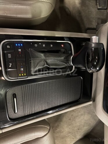 Kia Carnival 2015, 210,000 km - 2.2 l - Bakı