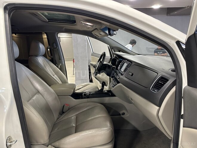Kia Carnival 2015, 210,000 km - 2.2 l - Bakı