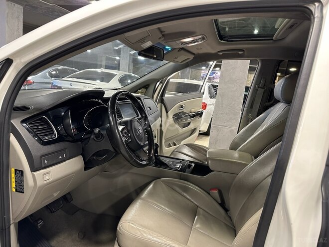 Kia Carnival 2015, 210,000 km - 2.2 l - Bakı