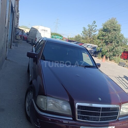 Mercedes C 200 1995, 195,141 km - 2.0 l - Bakı