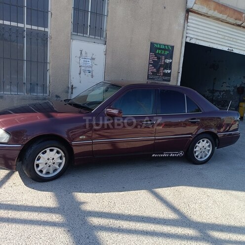 Mercedes C 200 1995, 195,141 km - 2.0 l - Bakı