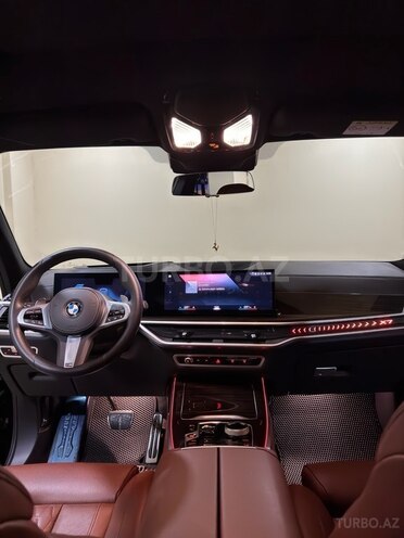 BMW X7-7