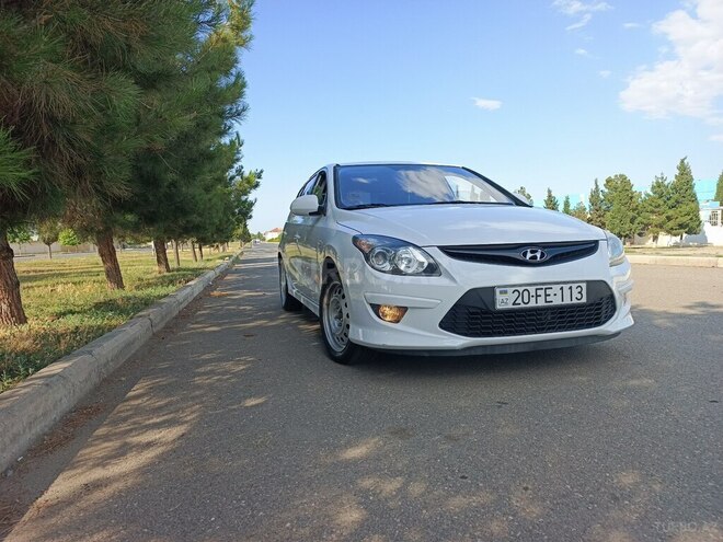 Hyundai i30 2011, 186,000 km - 1.6 l - Gəncə