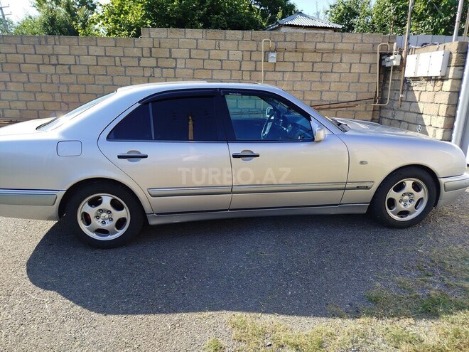 Mercedes E 240 1998, 474,000 km - 2.4 l - Qəbələ